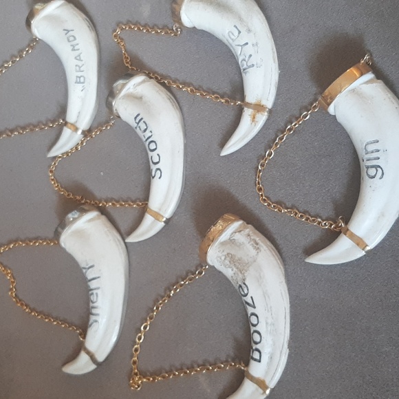 Vintage 6 boar tusk decanter labels - Picture 1 of 7